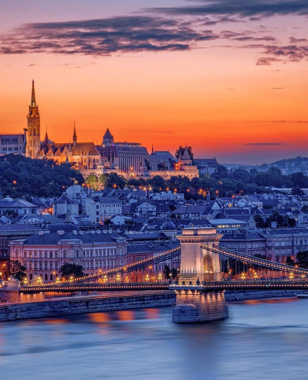 Premium Apartment By The Danube With Ac Budapest Eksteriør billede